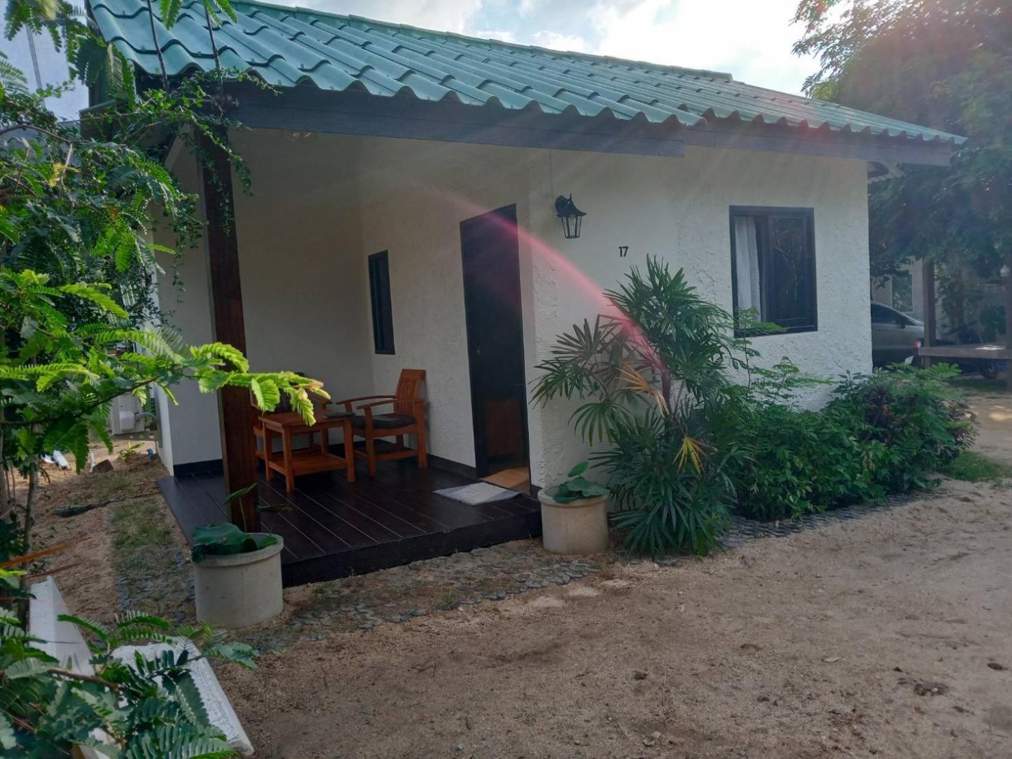Bangpo Resort Ban Bang Po Buitenkant foto