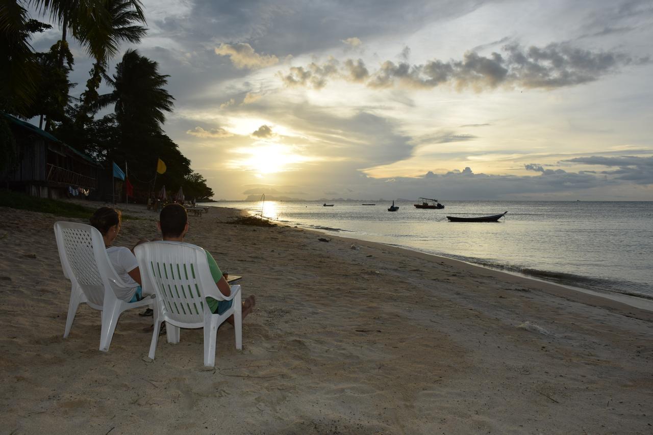 Bangpo Resort Ban Bang Po Buitenkant foto